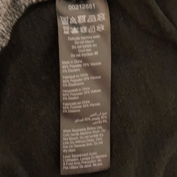 Zim & Zoe Colorblock Knit Top | Lightweight Sweater | 3/4 Sleeves - Picture 7 of 11